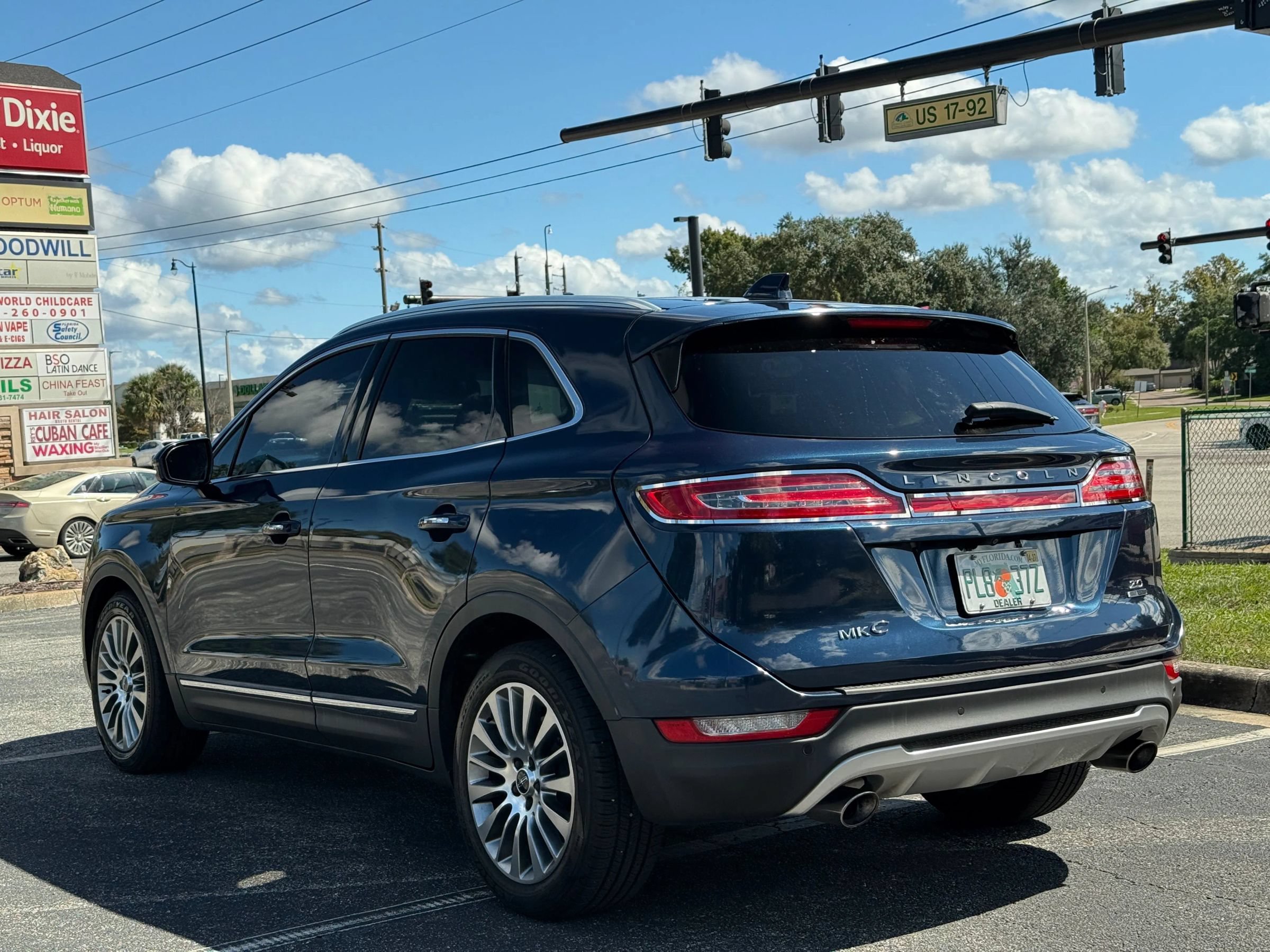 Used 2015 Lincoln MKC FWD w/ Equipment Group 102A Reserve image 7