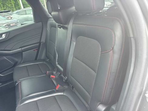 Used 2025 Ford Escape ST-Line FWD image 15