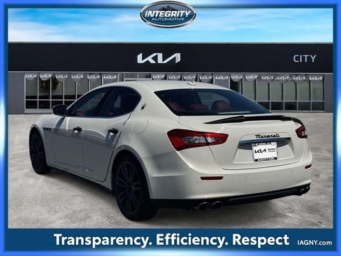 Used 2017 Maserati Ghibli S Q4 AWD/4WD image 5