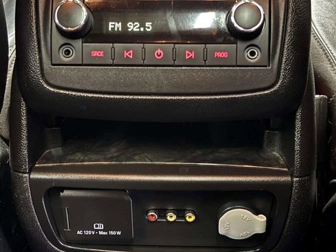 Used 2012 GMC Acadia Denali image 29