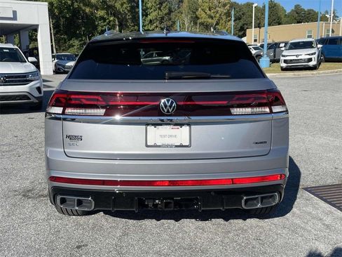 New 2026 Volkswagen Atlas Cross Sport SEL Premium R-Line image 5