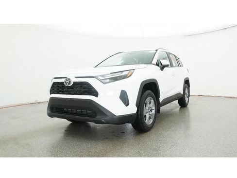 New 2025 Toyota RAV4 XLE image 75
