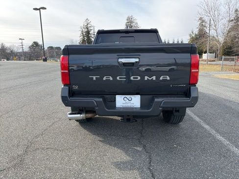 Used 2025 Toyota Tacoma TRD Off-Road image 7