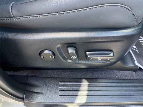 Used 2023 Lexus GX 460 Premium image 17