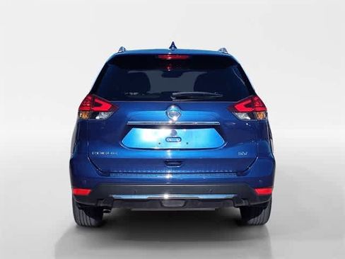 Used 2019 Nissan Rogue SV image 10