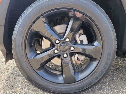 Certified 2022 Jeep Grand Cherokee Altitude image 13