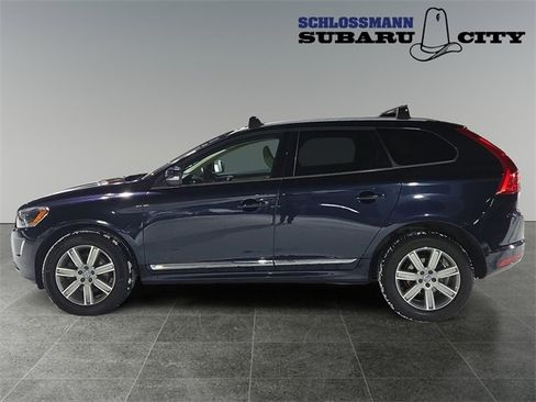 Used 2016 Volvo XC60 T6 Platinum image 6