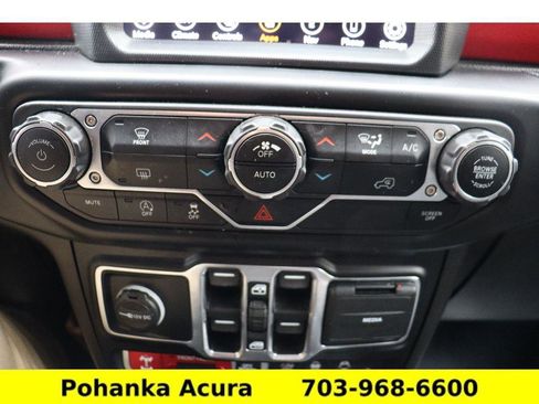 Used 2021 Jeep Gladiator Rubicon image 17