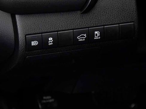 Certified 2023 Toyota Camry SE image 25