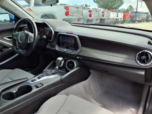Used 2023 Chevrolet Camaro SS RWD image 16