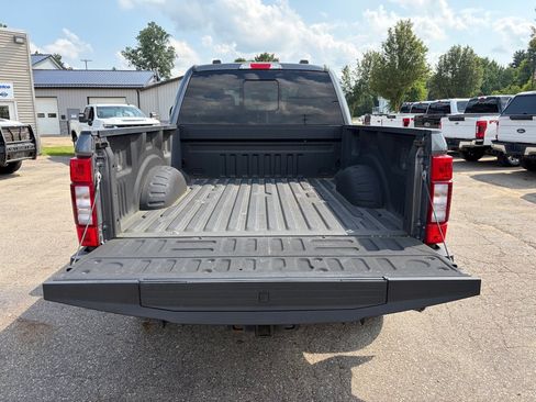Used 2021 Ford F250 Lariat w/ Lariat Ultimate Package AWD/4WD image 7