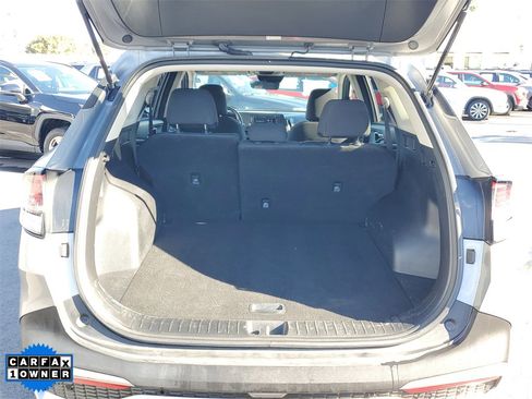 Used 2023 Kia Sportage LX image 8