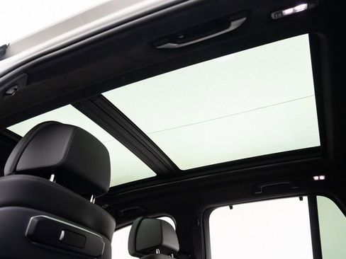 New 2026 BMW X5 xDrive50e w/ Executive Package image 19