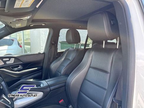 Used 2022 Mercedes-Benz GLS 450 4MATIC image 16