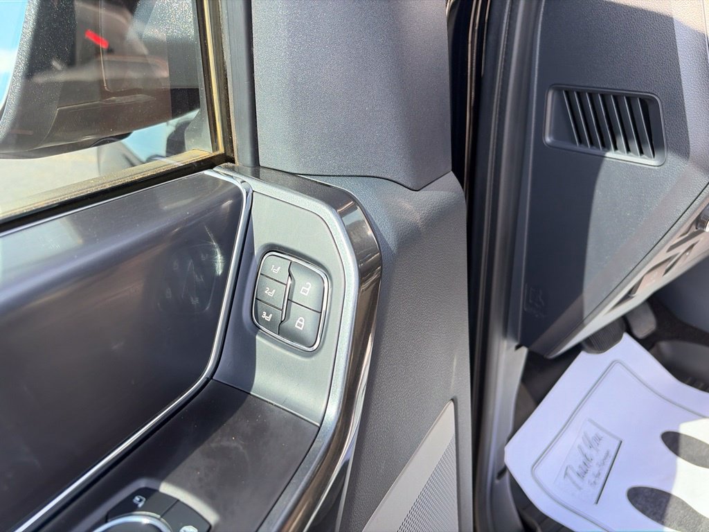 Used 2021 Ford F150 Lariat AWD/4WD image 12