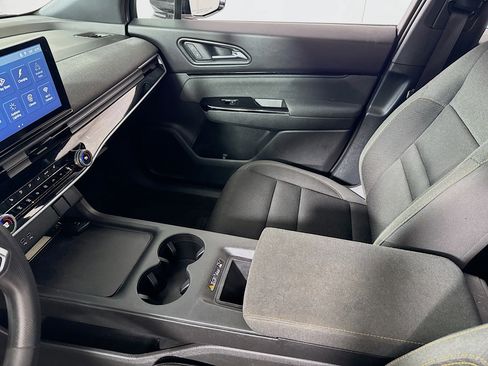 Used 2024 Honda Prologue EX image 24