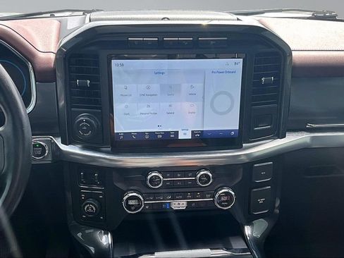Used 2021 Ford F150 Lariat w/ Equipment Group 502A High AWD/4WD image 6