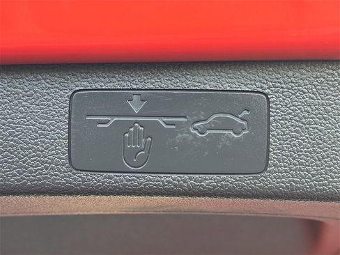 Used 2019 Volkswagen Jetta S w/ Driver Assistance Package image 13