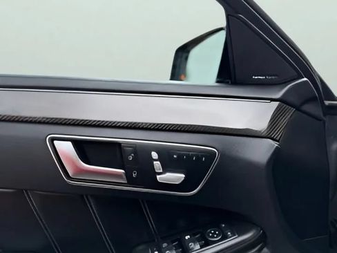 Used 2014 Mercedes-Benz E 63 AMG S-Model image 19