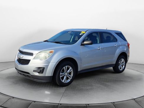 Used 2013 Chevrolet Equinox LS image 3