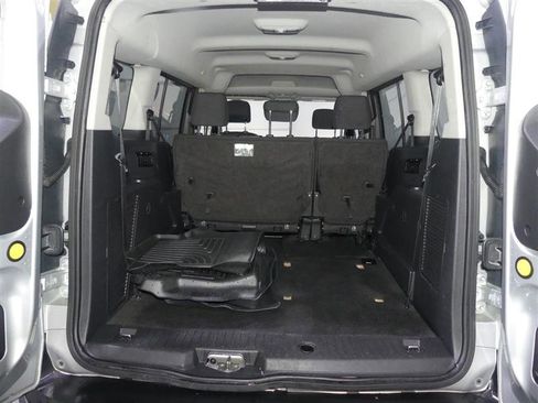 Used 2015 Ford Transit Connect XLT FWD image 9