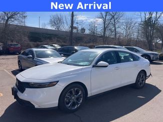 Used 2023 Honda Accord EX video 1