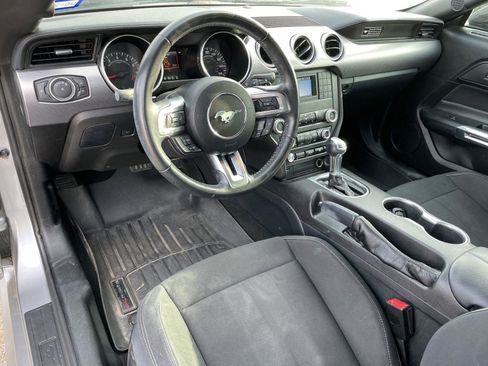 Used 2020 Ford Mustang GT image 12
