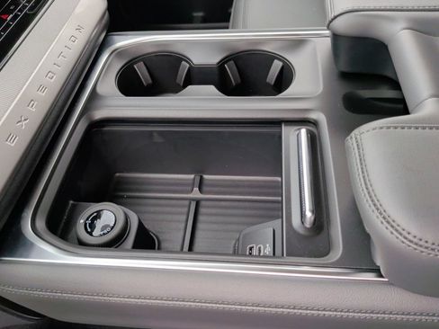 New 2027 Ford Expedition Max Active RWD image 30