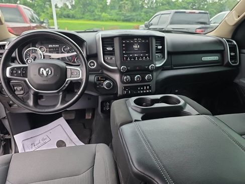 Used 2019 RAM 1500 Big Horn AWD/4WD image 14