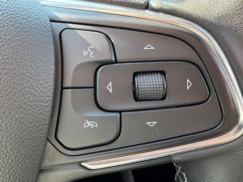 Used 2021 Buick Encore GX Select FWD image 17