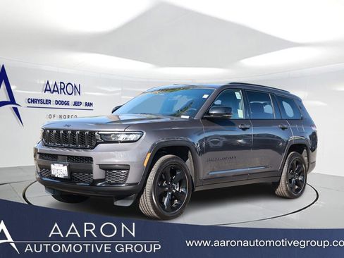 Used 2022 Jeep Grand Cherokee L Laredo RWD image 1