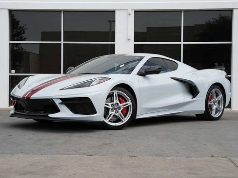 Used 2023 Chevrolet Corvette Stingray Preferred Cpe w/ Z51 Performance Package RWD image 1