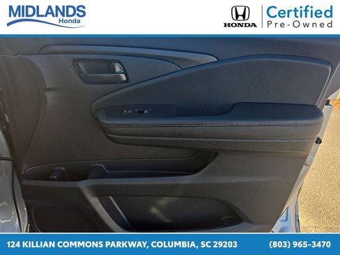 Certified 2025 Honda Ridgeline TrailSport image 34