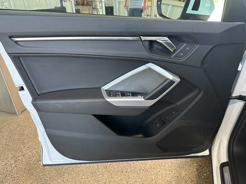 Used 2023 Audi Q3 2.0T Premium image 22