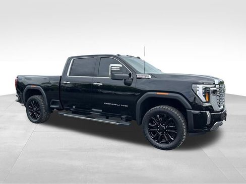 Used 2025 GMC Sierra 2500 Denali AWD/4WD image 24