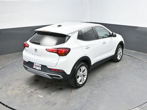 Used 2025 Buick Encore GX Preferred AWD/4WD image 29