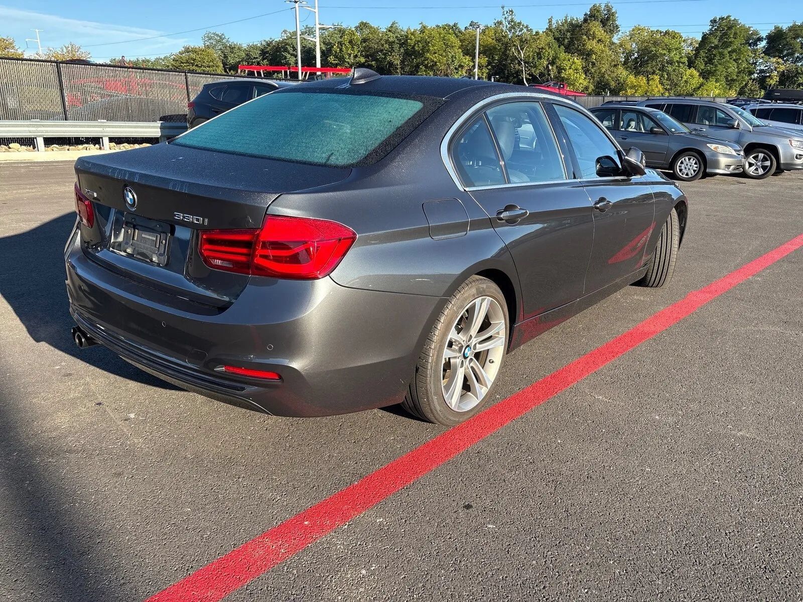 Used 2017 BMW 330i xDrive Sedan AWD/4WD image 2