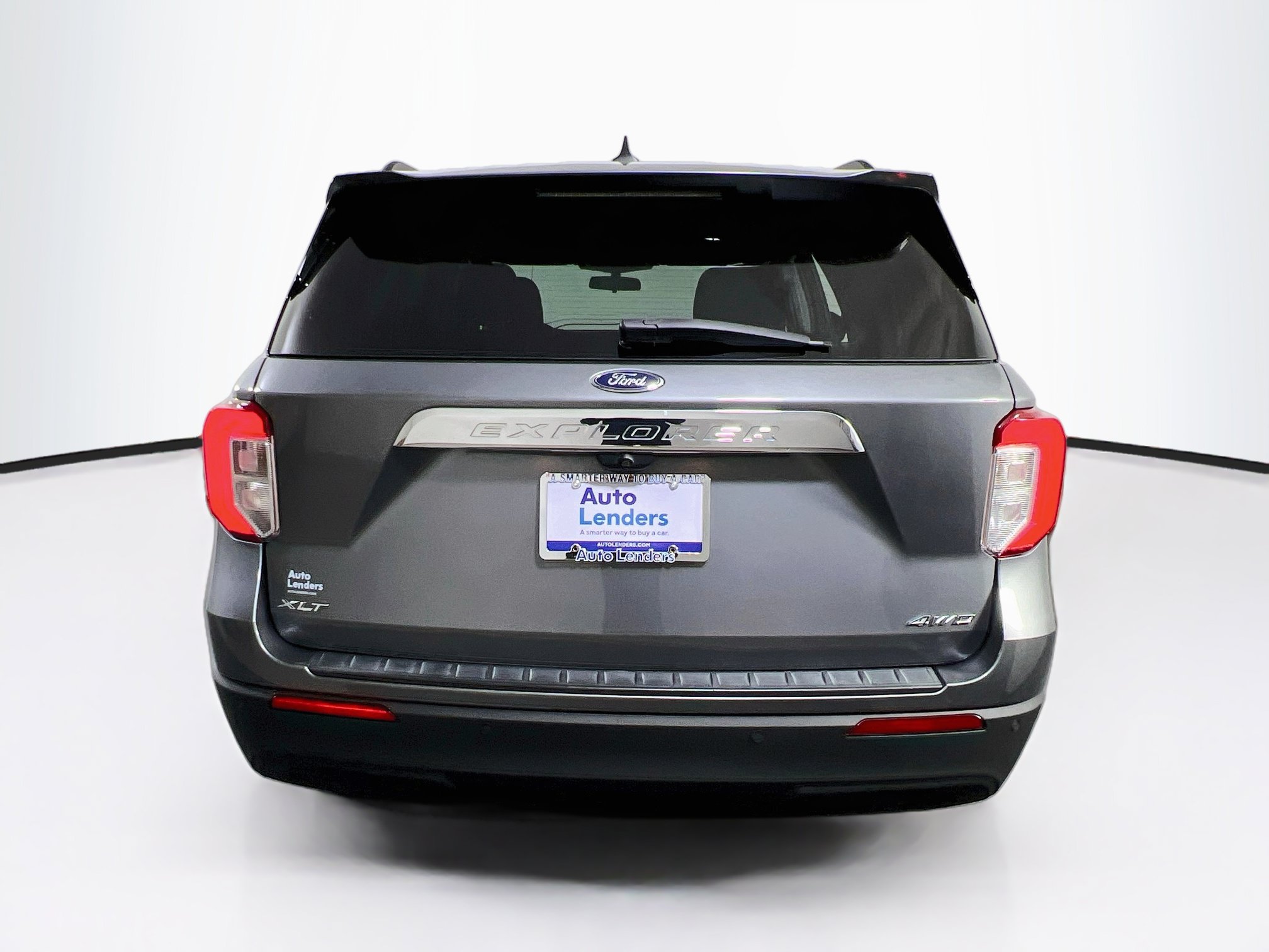 Used 2021 Ford Explorer XLT AWD/4WD image 6