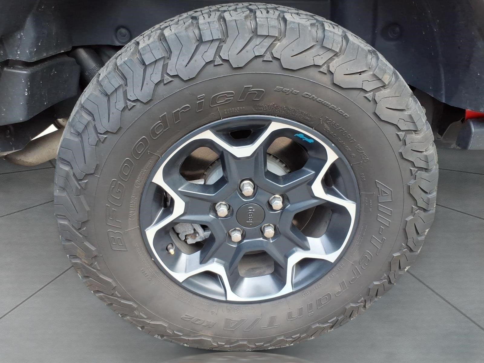 Used 2023 Jeep Wrangler Unlimited Rubicon 4xe AWD/4WD image 5