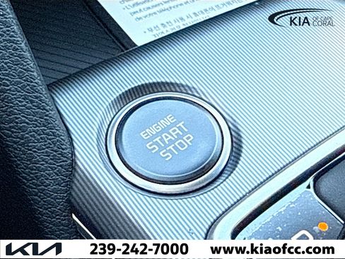 New 2026 Kia Sportage EX image 36