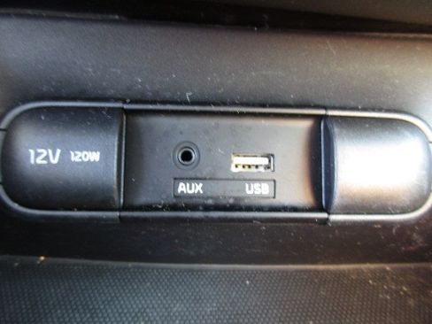 Used 2015 Kia Soul FWD image 25