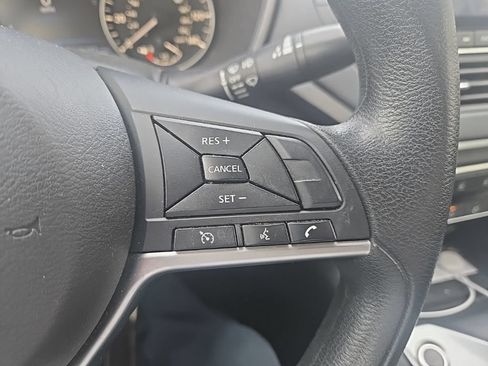 Used 2019 Nissan Altima 2.5 S FWD image 10