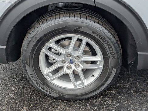 New 2026 Ford Explorer Active image 18