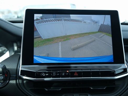 New 2026 Jeep Compass Latitude image 20