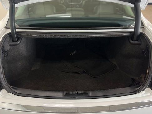 Used 2017 Chrysler 300 Limited AWD/4WD image 6