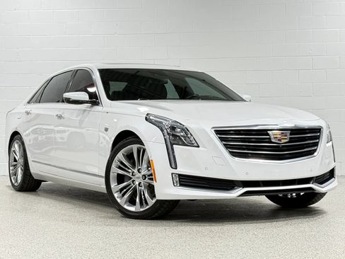 Used 2018 Cadillac CT6 Luxury image 4