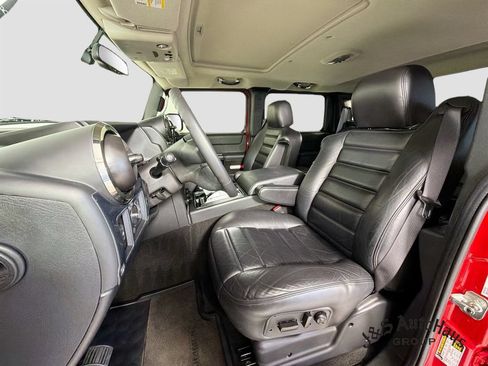 Used 2005 HUMMER H2 SUT w/ Preferred Equipment Group AWD/4WD image 11