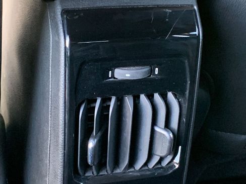 Used 2025 Jeep Compass Trailhawk image 23