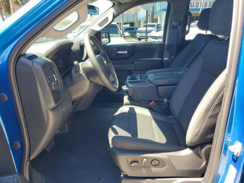 Certified 2023 Chevrolet Silverado 1500 Custom image 15