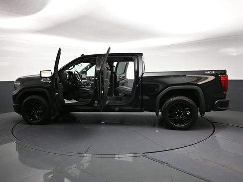 Used 2023 GMC Sierra 1500 SLT w/ SLT Premium Plus Package AWD/4WD image 33